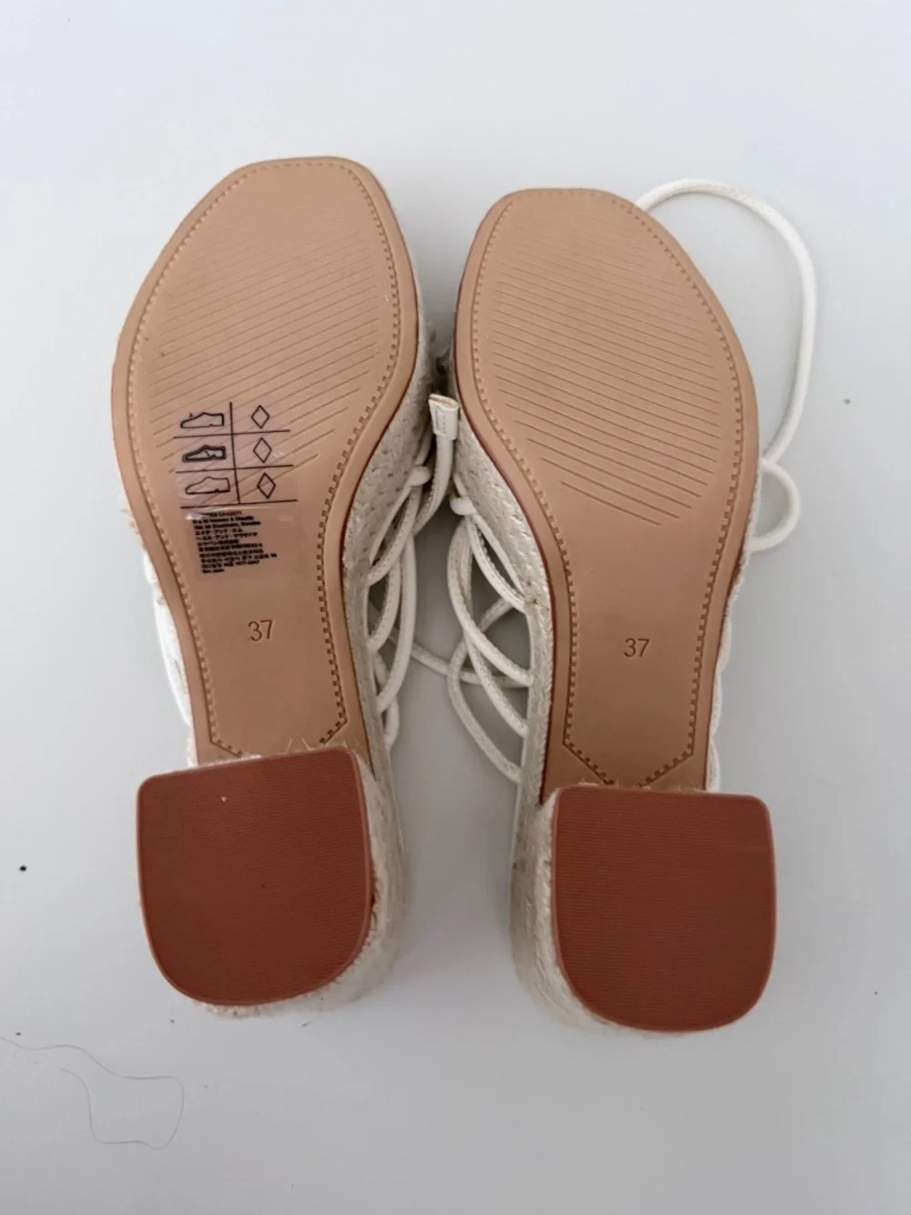 NWOT H&M White Strappy Espadrille Block Heel Sandals